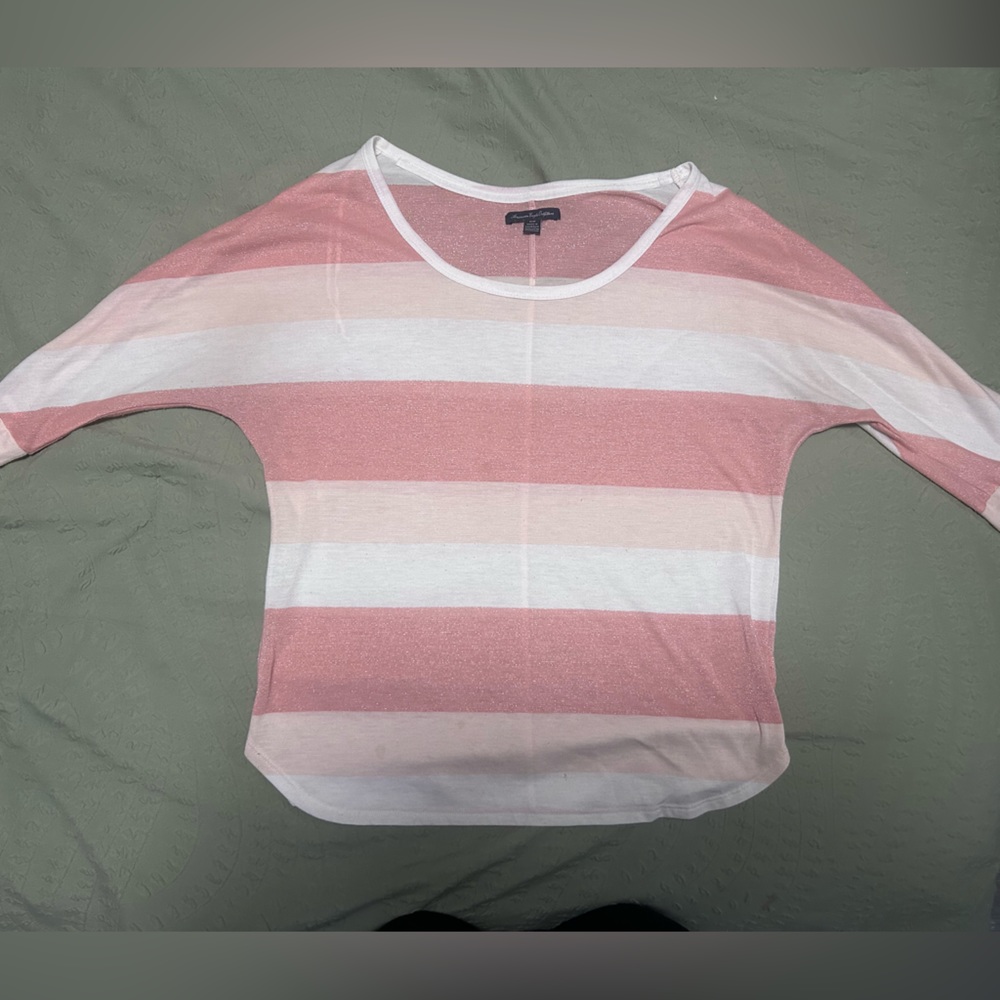 Pink/Rose American eagle 3/4 sleeve shirt